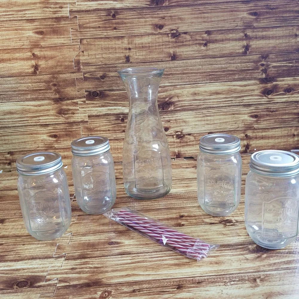 Circleware Country 9-piece set glass Carafe and Mason jar mugs With Straws